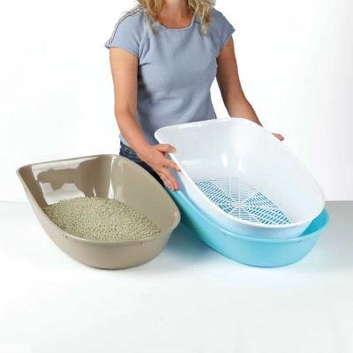 Trixie Berto Kattenbak Overdekt Met Zeef Scheidingssysteem Taupe - 59X39X42 CM 5 Trixie Berto Kattenbak Overdekt Met Zeef Scheidingssysteem Taupe - 59X39X42 CM - Afbeelding 5