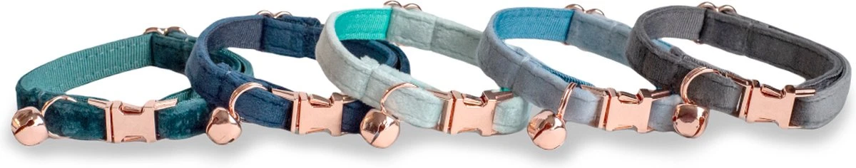 ACE Pets Kattenhalsband Met Belletje – Halsband Kat & Kitten - Kittenhalsband & Kattenbandje - Kattenbelletje - Pluche Velvet - Groen 5 ACE Pets Kattenhalsband Met Belletje – Halsband Kat & Kitten - Kittenhalsband & Kattenbandje - Kattenbelletje - Pluche Velvet - Groen - Afbeelding 5