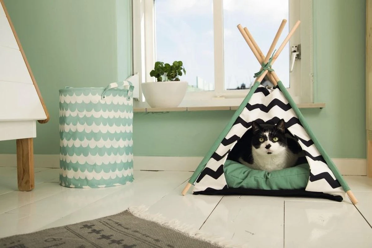 Beeztees Kioni Tipi Tent - Kattenhuis - Zwart/Wit - 50x50x70 Cm 4 Beeztees Kioni Tipi Tent - Kattenhuis - Zwart/Wit - 50x50x70 Cm - Afbeelding 4